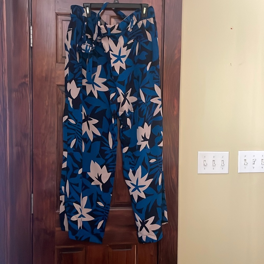 Floral Wide-Leg Pants in Blue and Cream